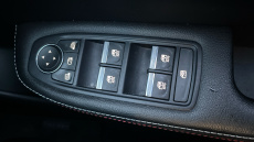 Renault Arkana 1.6 E-TECH Hybrid 145 R.S. Line 5dr Auto Hybrid Estate